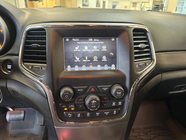 2020 Jeep Grand Cherokee Laredo E