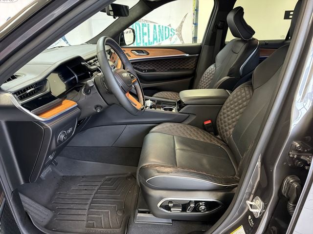 2025 Jeep Grand Cherokee Summit Reserve