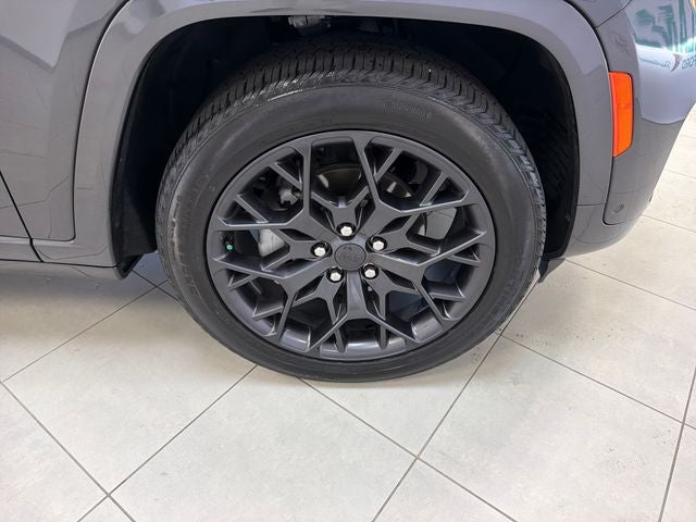 2025 Jeep Grand Cherokee Summit Reserve
