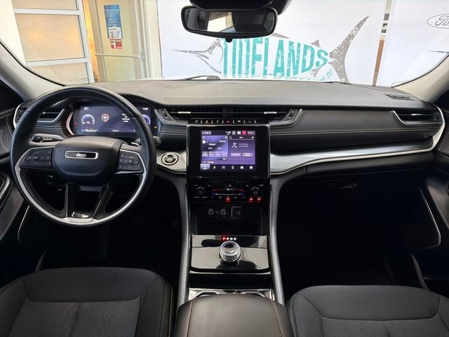 2021 Jeep Grand Cherokee L Laredo