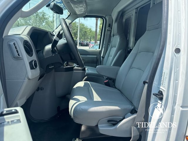 2024 Ford E-350SD Base Cutaway