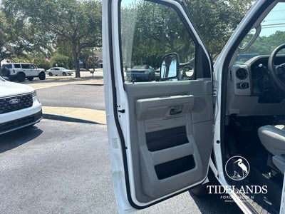 2024 Ford E-350SD Base Cutaway