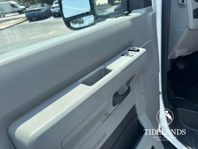 2024 Ford E-350SD Base Cutaway