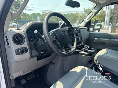 2024 Ford E-350SD Base Cutaway