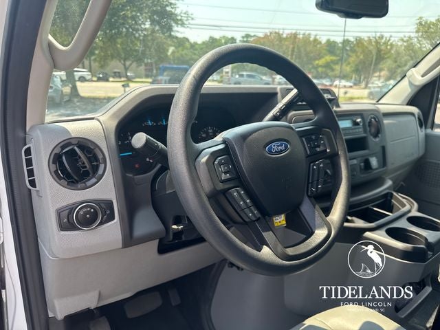 2024 Ford E-350SD Base Cutaway