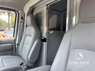 2024 Ford E-350SD Base Cutaway