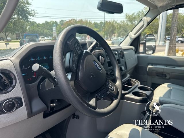 2024 Ford E-350SD Base Cutaway