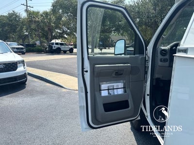 2024 Ford E-350SD Base Cutaway