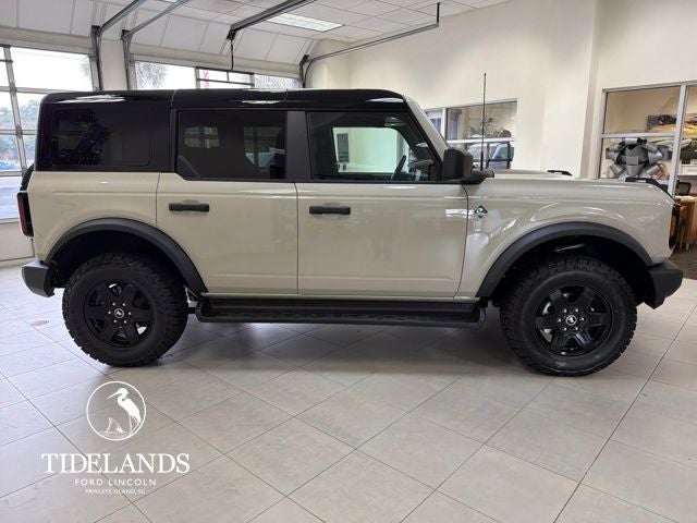 2025 Ford Bronco Outer Banks®