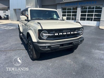 2025 Ford Bronco Outer Banks®