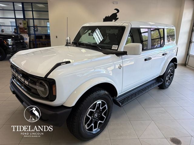 2026 Ford Bronco Outer Banks®
