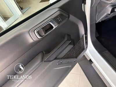 2025 Ford Bronco Outer Banks®