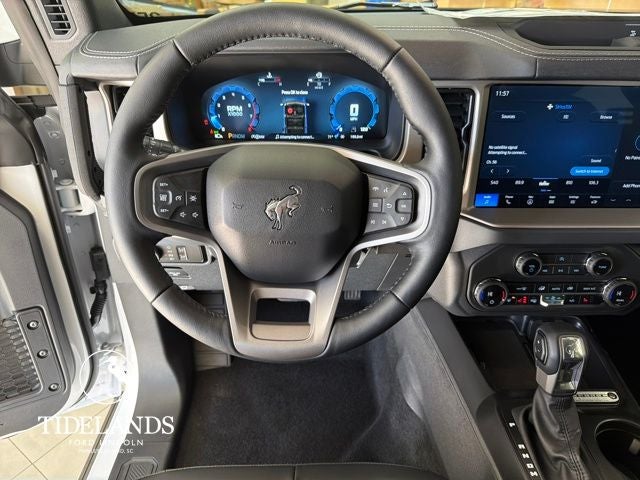 2025 Ford Bronco Outer Banks®