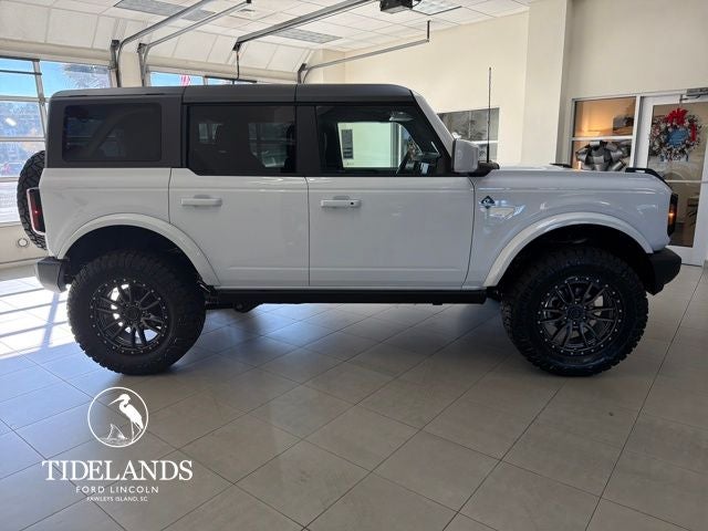 2025 Ford Bronco Outer Banks®