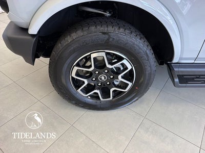 2026 Ford Bronco Outer Banks®
