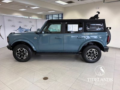 2022 Ford Bronco Outer Banks