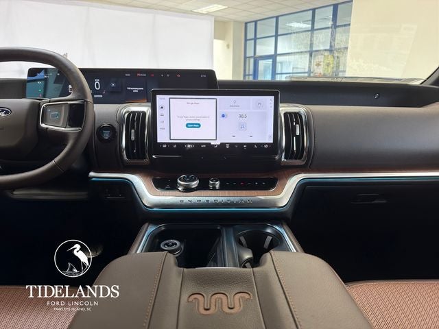 2027 Ford Expedition MAX King Ranch®
