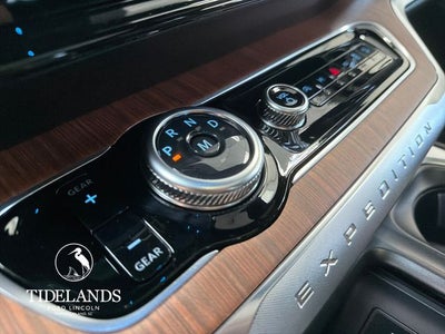 2027 Ford Expedition MAX King Ranch®