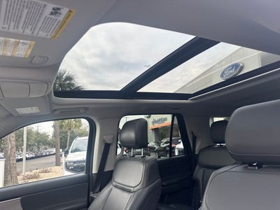 2025 Ford Expedition Active