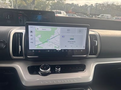 2025 Ford Expedition Active