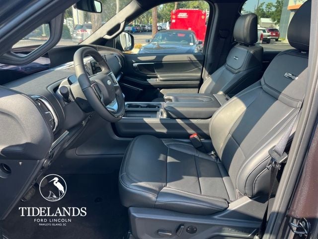 2025 Ford Expedition Platinum®