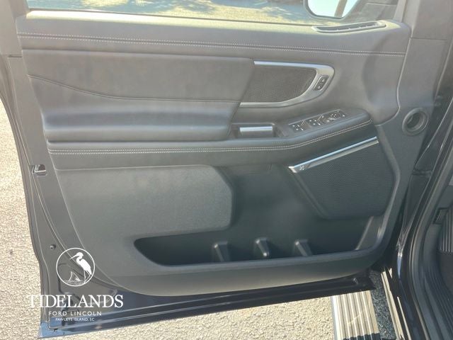 2025 Ford Expedition Platinum®