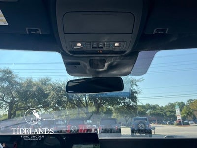 2025 Ford Expedition Platinum®