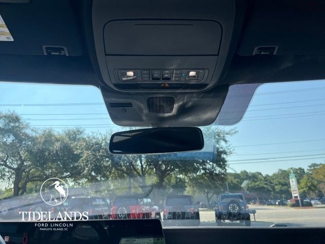 2025 Ford Expedition Platinum®