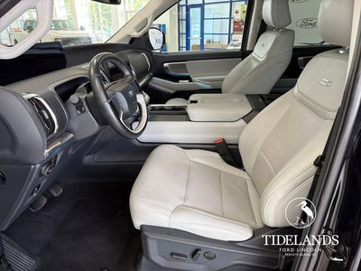 2025 Ford Expedition Platinum