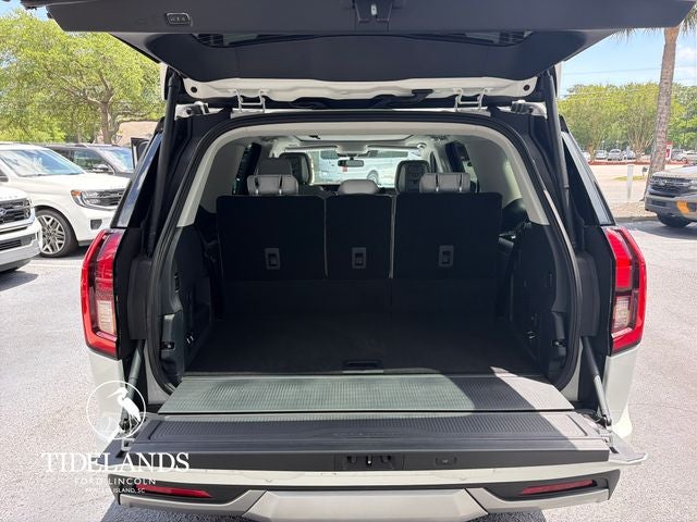 2026 Ford Expedition Platinum®
