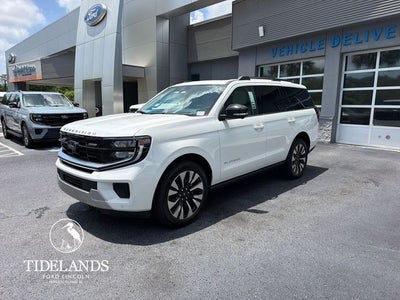 2026 Ford Expedition Platinum®