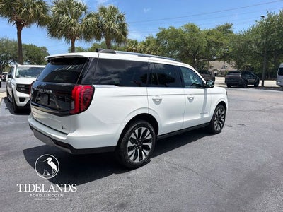 2026 Ford Expedition Platinum®