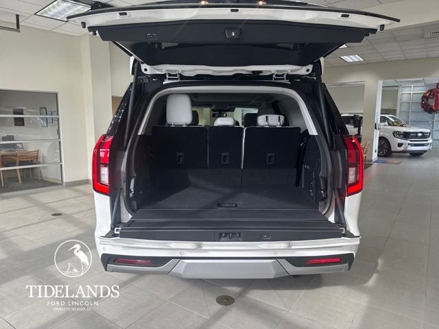 2025 Ford Expedition Platinum®