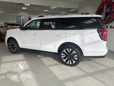 2025 Ford Expedition Platinum®