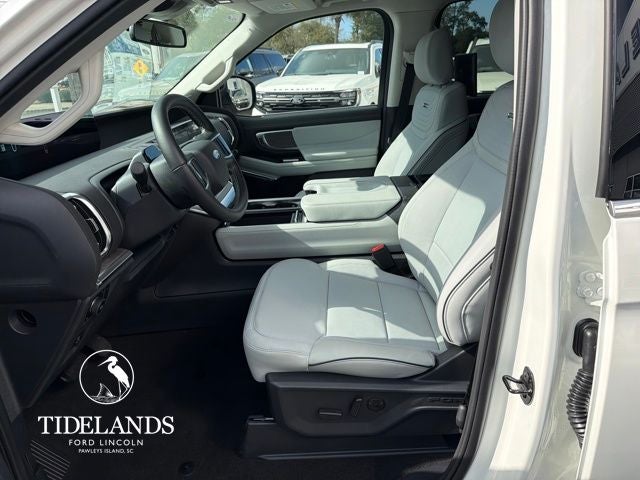 2026 Ford Expedition Platinum®