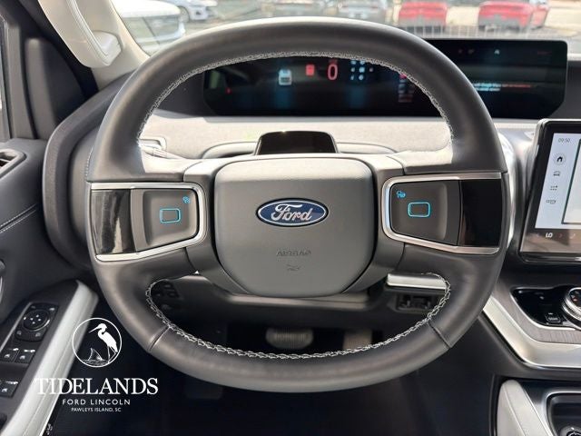 2026 Ford Expedition Platinum®