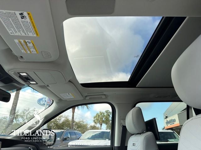2026 Ford Expedition Platinum®