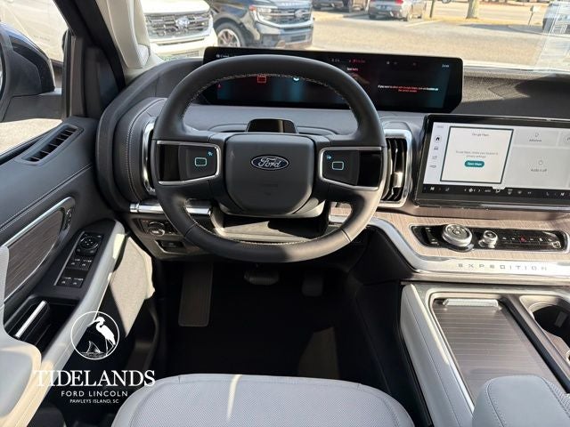 2026 Ford Expedition Platinum®
