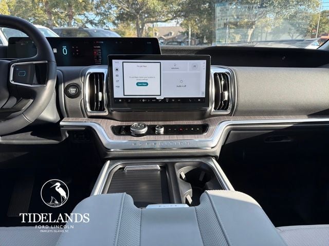 2026 Ford Expedition Platinum®