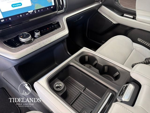 2026 Ford Expedition Platinum®