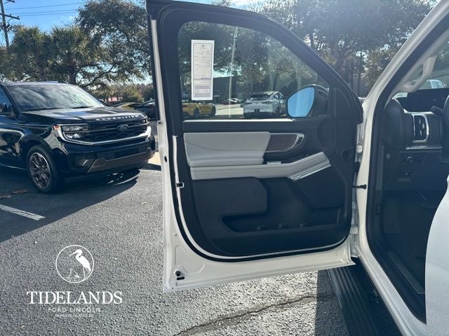 2026 Ford Expedition Platinum®