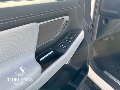 2026 Ford Expedition Platinum®