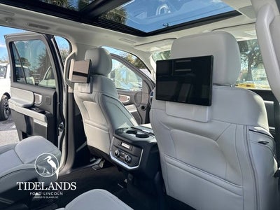 2026 Ford Expedition Platinum®