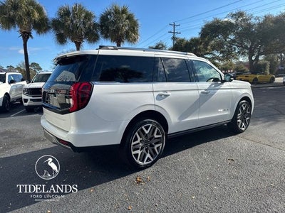 2026 Ford Expedition Platinum®