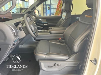 2025 Ford Expedition TREMOR®