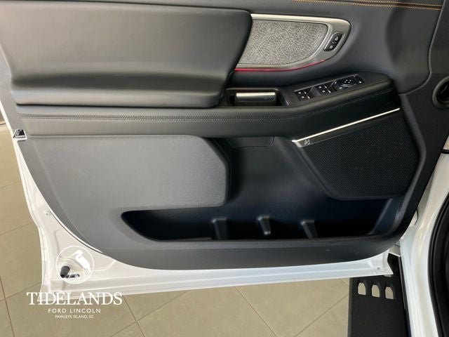 2025 Ford Expedition TREMOR®