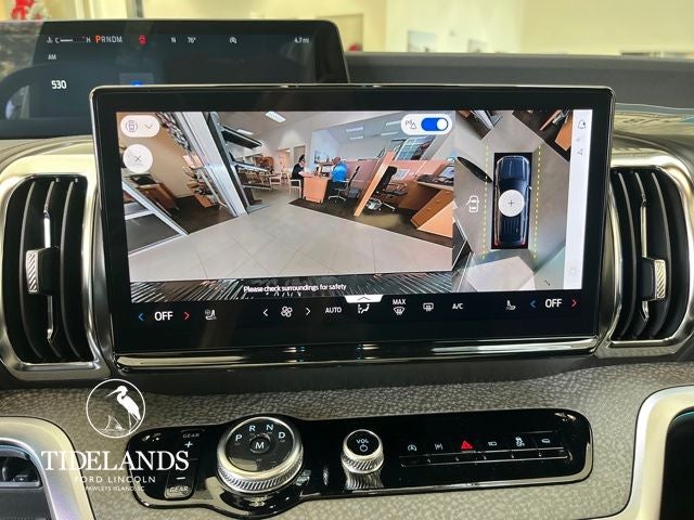 2025 Ford Expedition TREMOR®