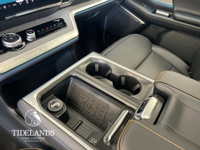 2025 Ford Expedition TREMOR®