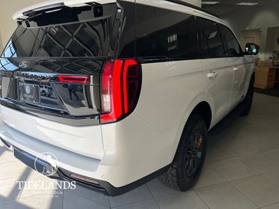 2025 Ford Expedition TREMOR®