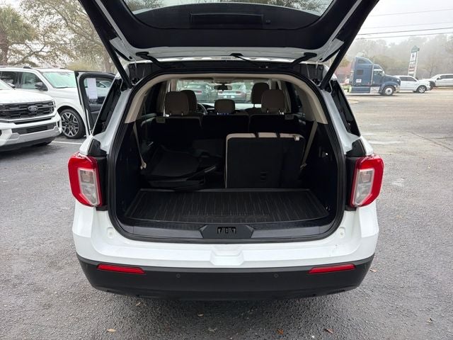 2021 Ford Explorer Base